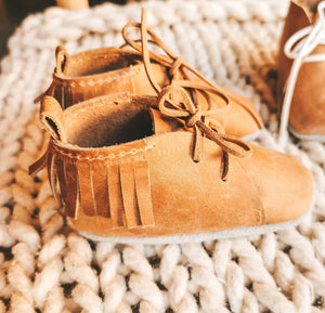 Leather Lace Up Fringe Shoes